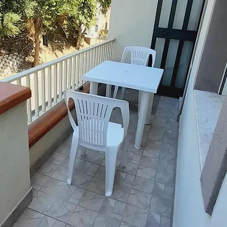 Sindaro House Lägenhet *